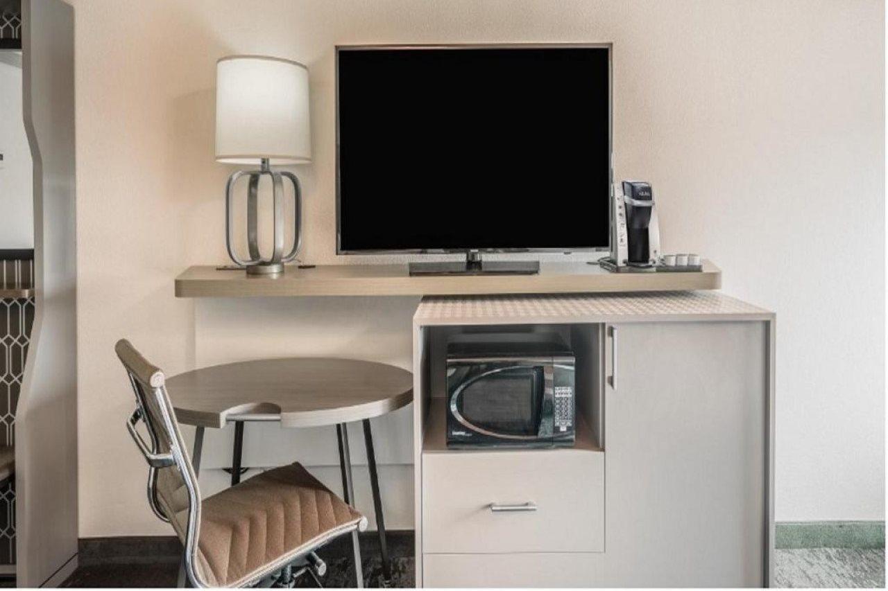 Holiday Inn Roanoke Airport - Conference Ctr By Ihg Esterno foto