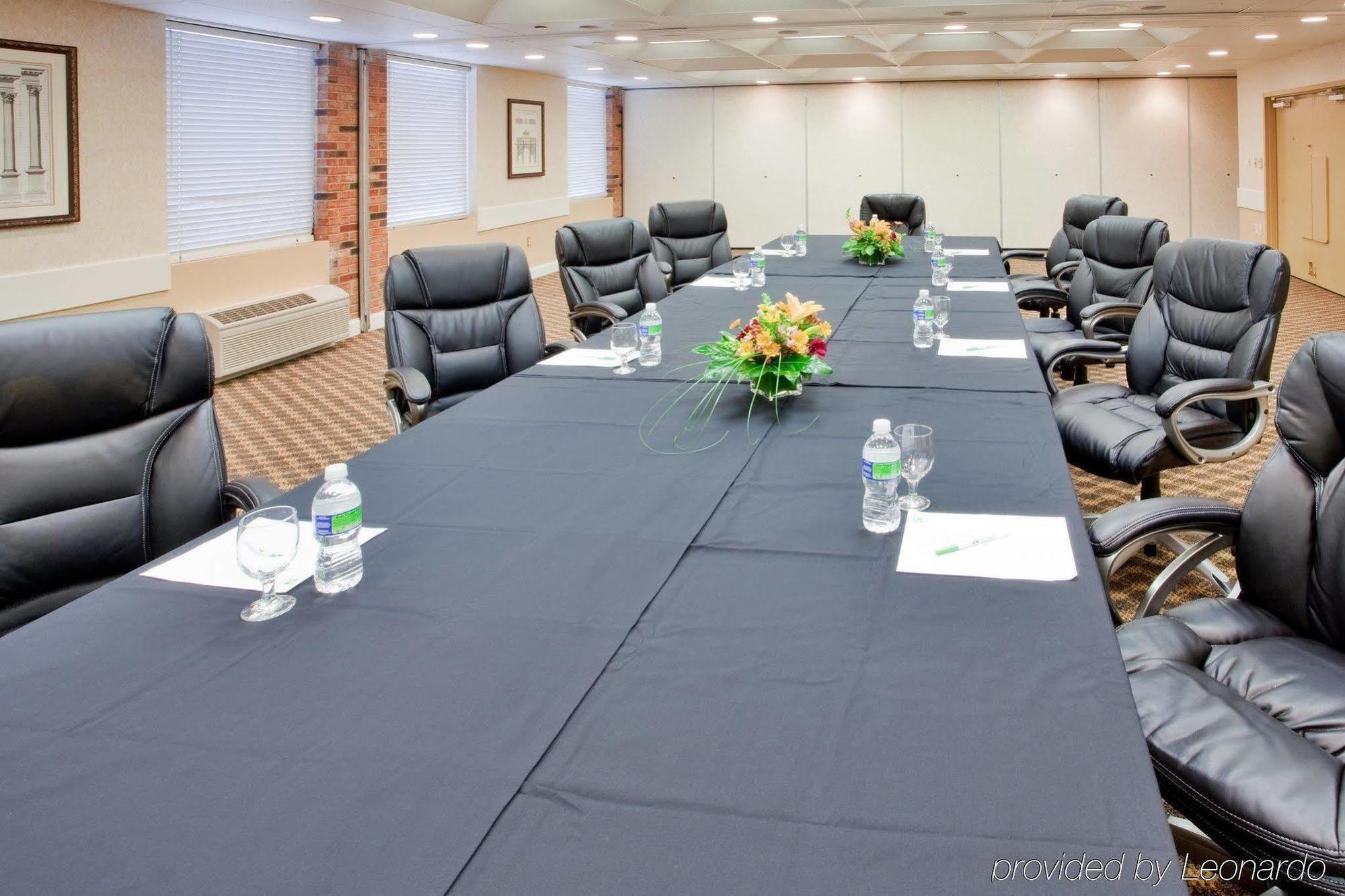 Holiday Inn Roanoke Airport - Conference Ctr By Ihg Esterno foto